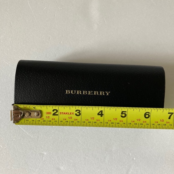 Burberry glass case - Picture 7 of 8